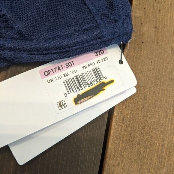 Calvin Klein Seductive Comfort Unlined Lace Bra 32 - Picture 7 of 7